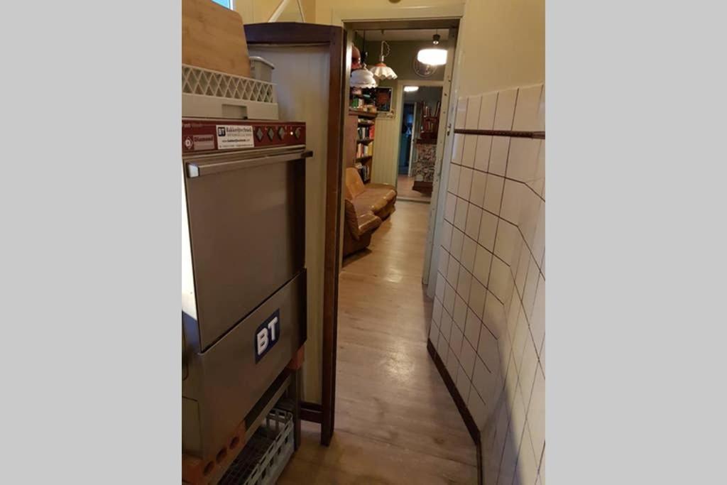 Vakantiewoning In Mol Centrum Met Eigen Bar "Casacuriosa" Eksteriør bilde